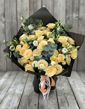 Букет цветов из:  Розы и Лизиантусы #REPLACE_PRED# Новом Чиркее