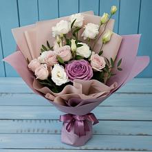 Букет цветов из:  Розы и Лизиантусы в Новом Чиркее