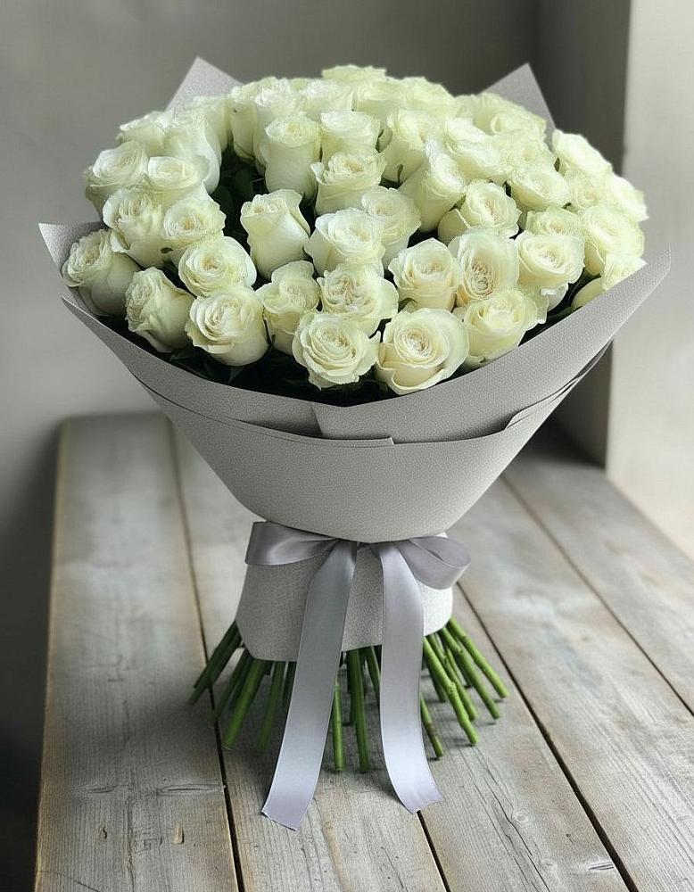 Букет 35 Белых роз в Новом Чиркее