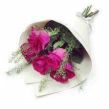 Букет цветов из:  Розы в Новом Чиркее