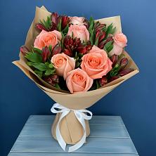 Букет цветов из:  Розы и Альстромерии в Новом Чиркее