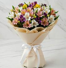 Букет цветов из:  Альстромерии в Новом Чиркее