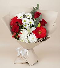 Букет цветов из:  Розы, Хризантемы, Герберы и Лилии в Новом Чиркее