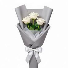 Букет 3 белые розы в Новом Чиркее