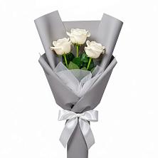 Букет 3 белые розы в Новом Чиркее