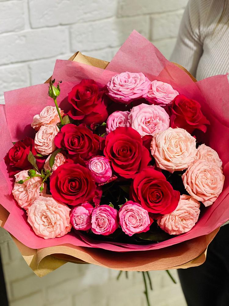 Букет цветов из: Розы в Новом Чиркее