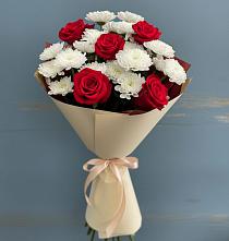 Букет цветов из:  Розы и Хризантемы в Новом Чиркее