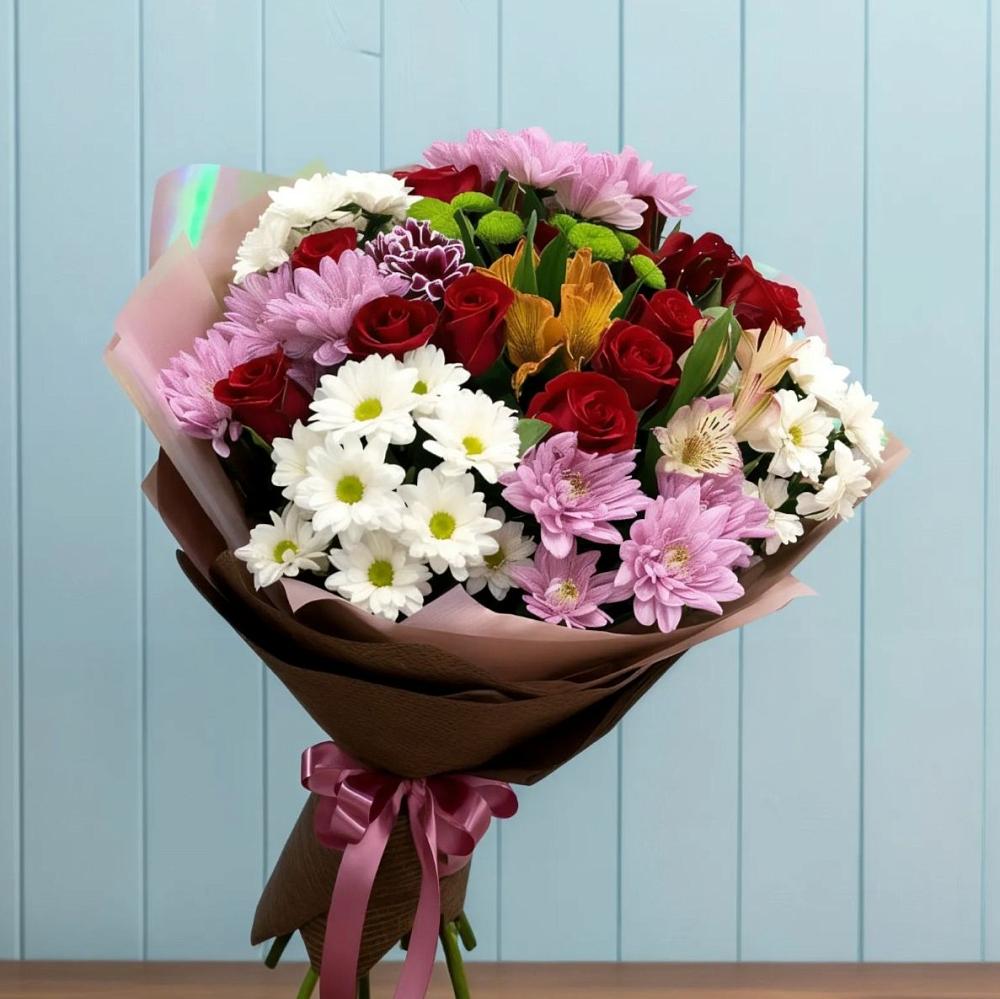 Букет цветов из: Розы, Хризантемы и Альстромерии в Новом Чиркее