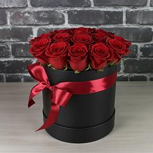 Цветочная композиция из Розы в шляпной коробке в Новом Чиркее