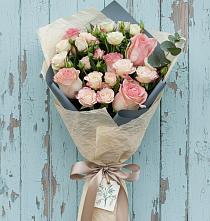 Букет цветов из:  Розы #REPLACE_PRED# Новом Чиркее