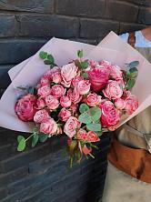 Букет розы в пальмах в Новом Чиркее Букет цветов из: Розы в Новом Чиркее
