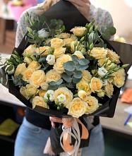 Букет цветов из:  Розы и Лизиантусы #REPLACE_PRED# Новом Чиркее