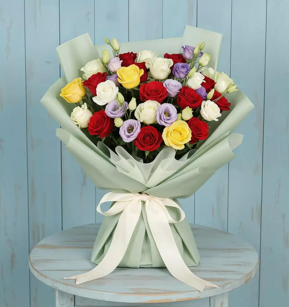 Букет цветов из: Розы в Новом Чиркее