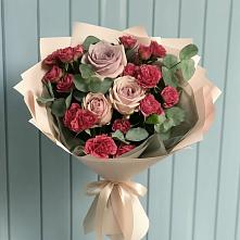 Букет цветов из:  Гвоздики и Розы #REPLACE_PRED# Новом Чиркее