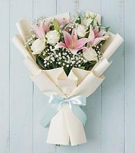 Букет цветов из:  Лилии в Новом Чиркее